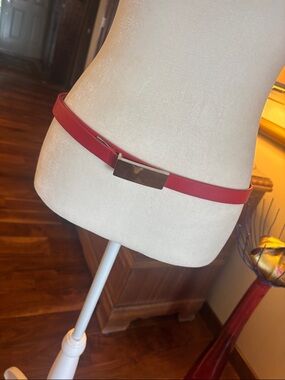 Woolrich Red Slim Leather Waist Belt with Silver Rectangle Metal Buckle M/L